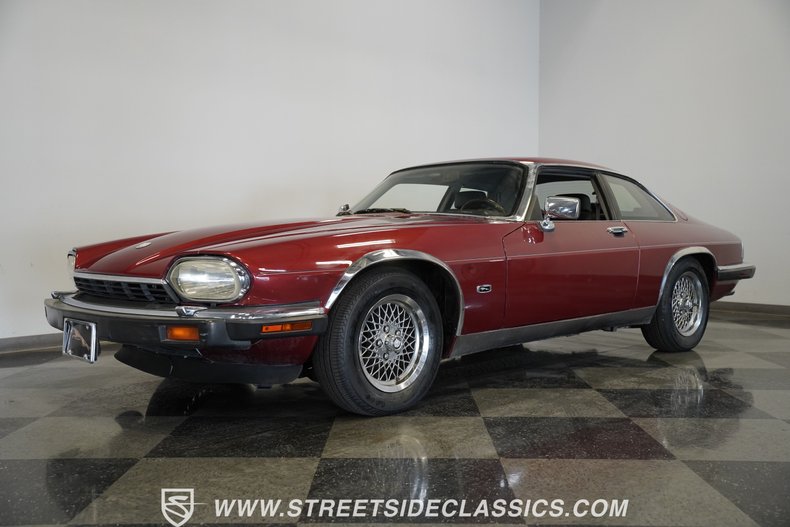 Jaguar-Xjs-1992-Maroon-Black-6