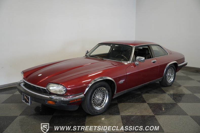 Jaguar-Xjs-1992-Maroon-Black-7