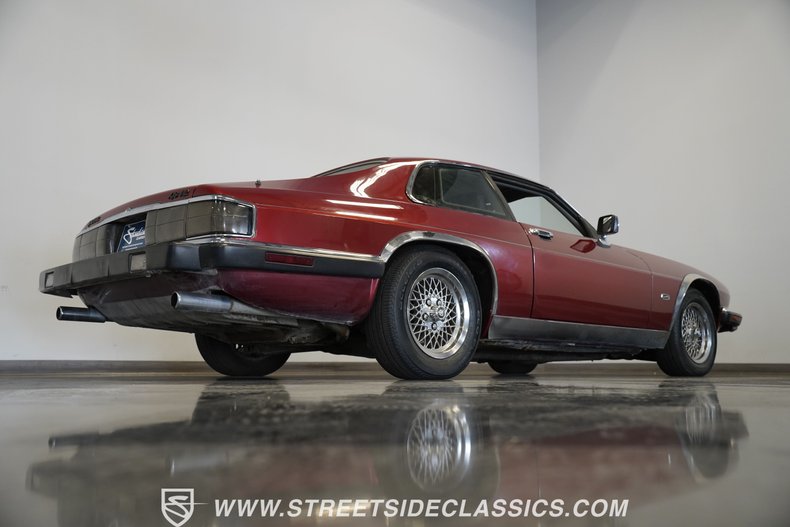Jaguar-Xjs-1992-Maroon-Black-9