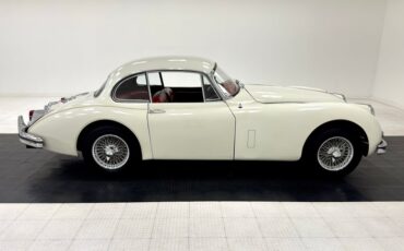 Jaguar-Xk150-1960-Old-English-White-Red-11
