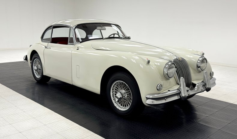Jaguar-Xk150-1960-Old-English-White-Red-12