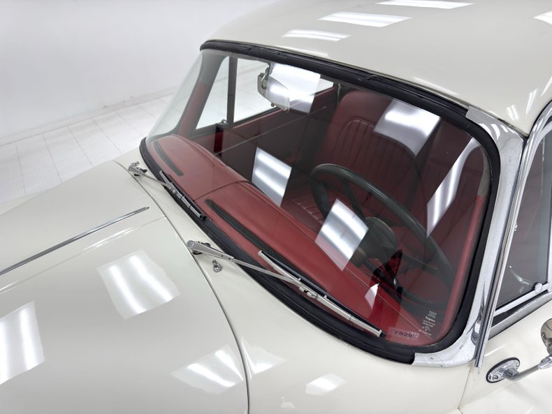 Jaguar-Xk150-1960-Old-English-White-Red-16