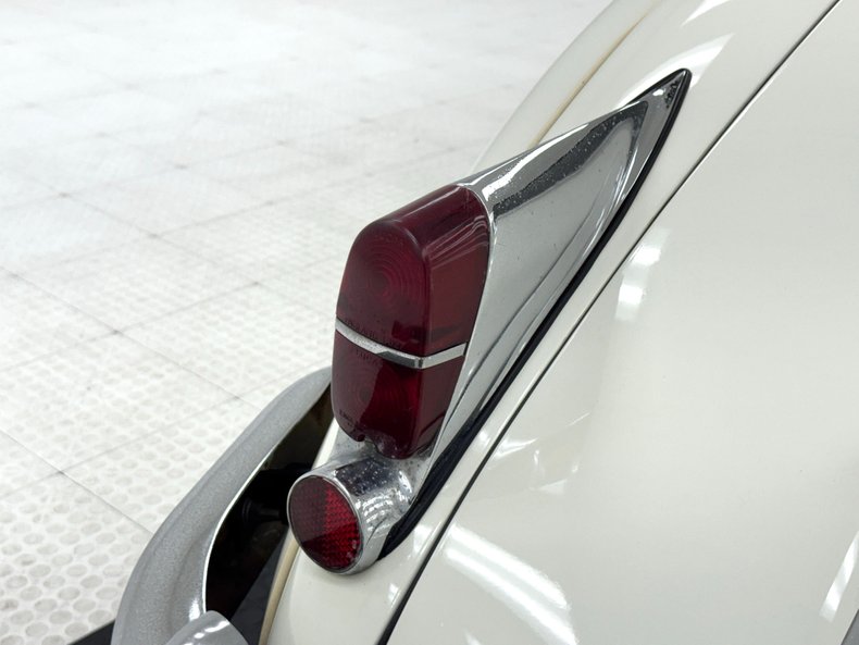 Jaguar-Xk150-1960-Old-English-White-Red-24