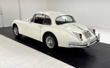 Jaguar-Xk150-1960-Old-English-White-Red-8