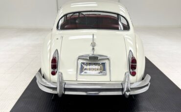 Jaguar-Xk150-1960-Old-English-White-Red-9