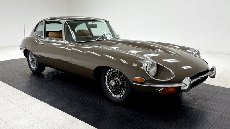 Jaguar-Xke-1970-Ascot-Fawn-Biscuit-11