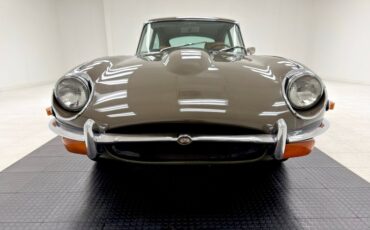 Jaguar-Xke-1970-Ascot-Fawn-Biscuit-13