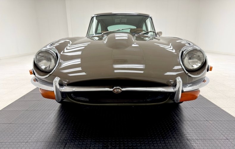 Jaguar-Xke-1970-Ascot-Fawn-Biscuit-13