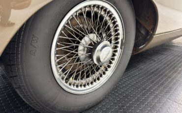 Jaguar-Xke-1970-Ascot-Fawn-Biscuit-16