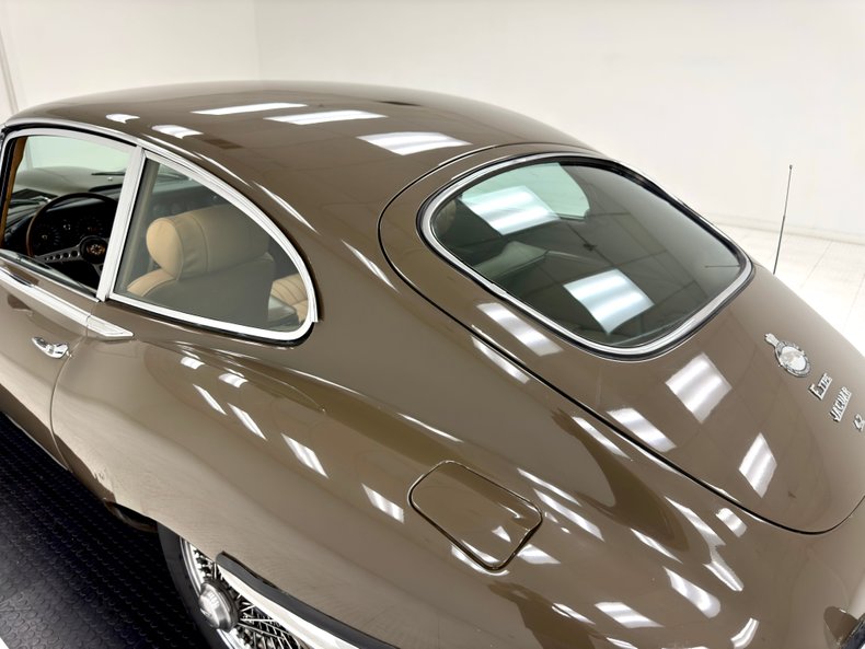 Jaguar-Xke-1970-Ascot-Fawn-Biscuit-22