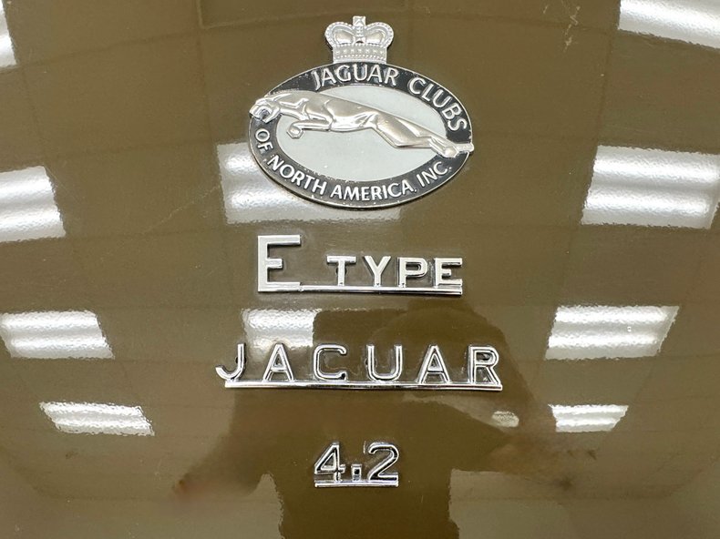 Jaguar-Xke-1970-Ascot-Fawn-Biscuit-25