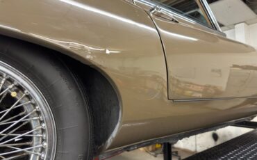 Jaguar-Xke-1970-Ascot-Fawn-Biscuit-38