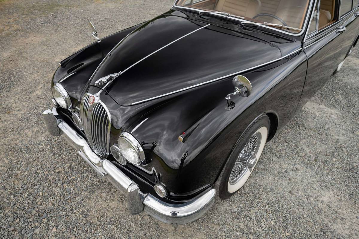 Jaguar-mark-ii-1962-black-3