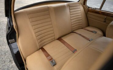 Jaguar-mark-ii-1962-black-9