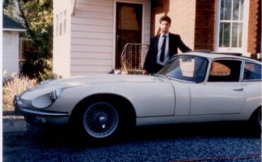 Jaguar-xe-1969-white-5
