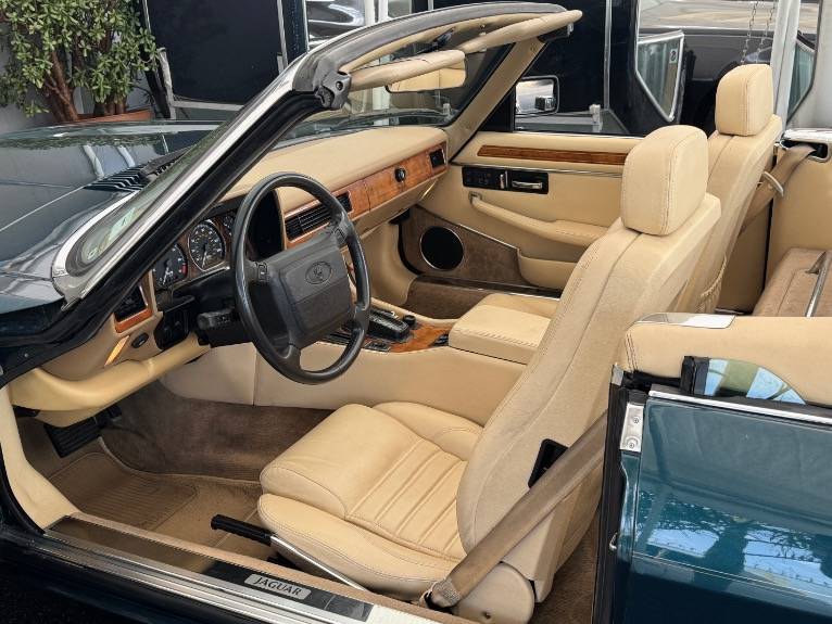 Jaguar-xj-series-1992-21