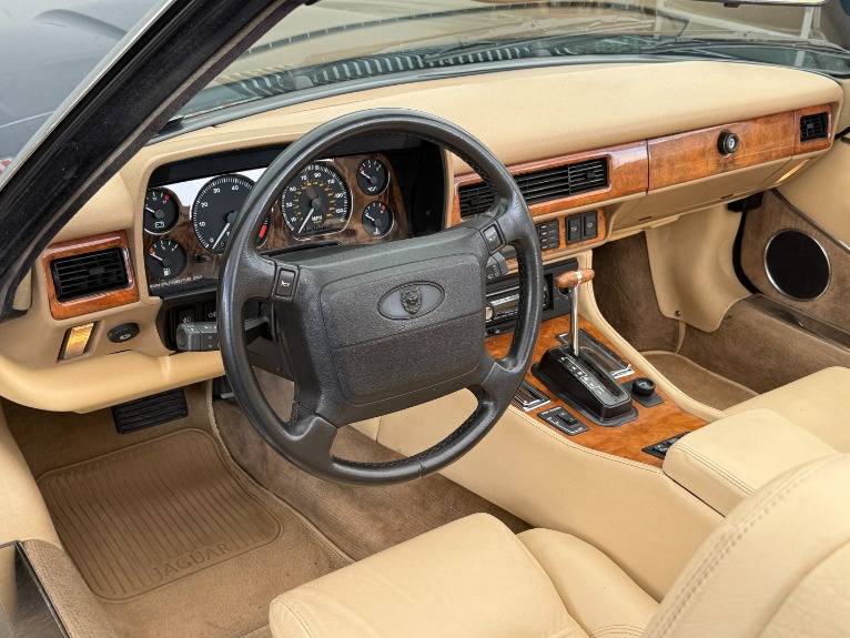 Jaguar-xj-series-1992-5