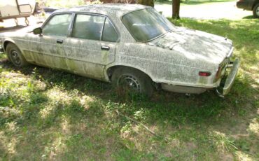 Jaguar-xj6-1983-white-1