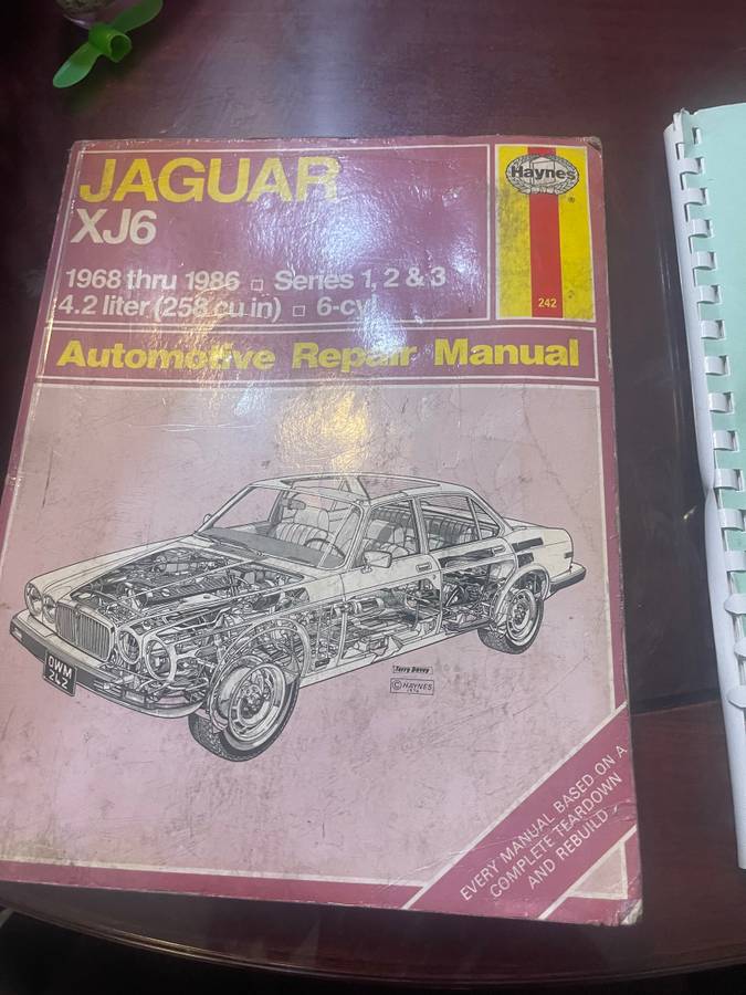Jaguar-xj6-1986-10