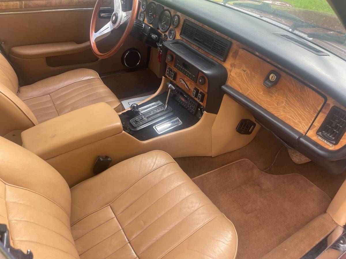 Jaguar-xj6-1986-14