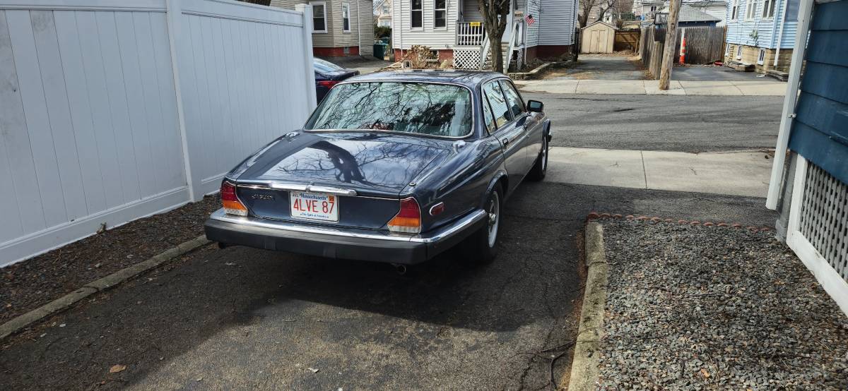 Jaguar-xj6-1986-blue-2