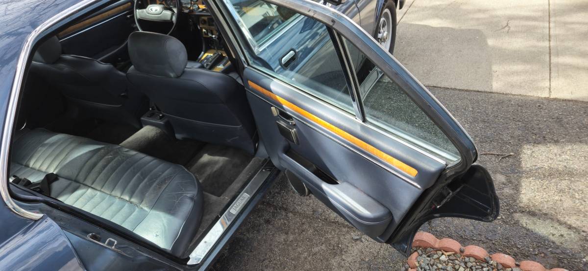 Jaguar-xj6-1986-blue-5