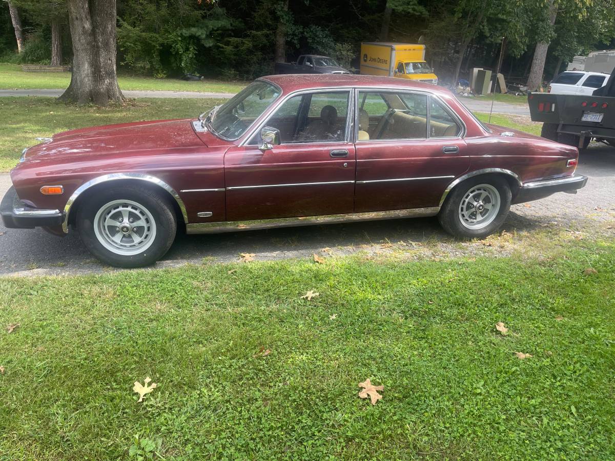 Jaguar-xj6-1986