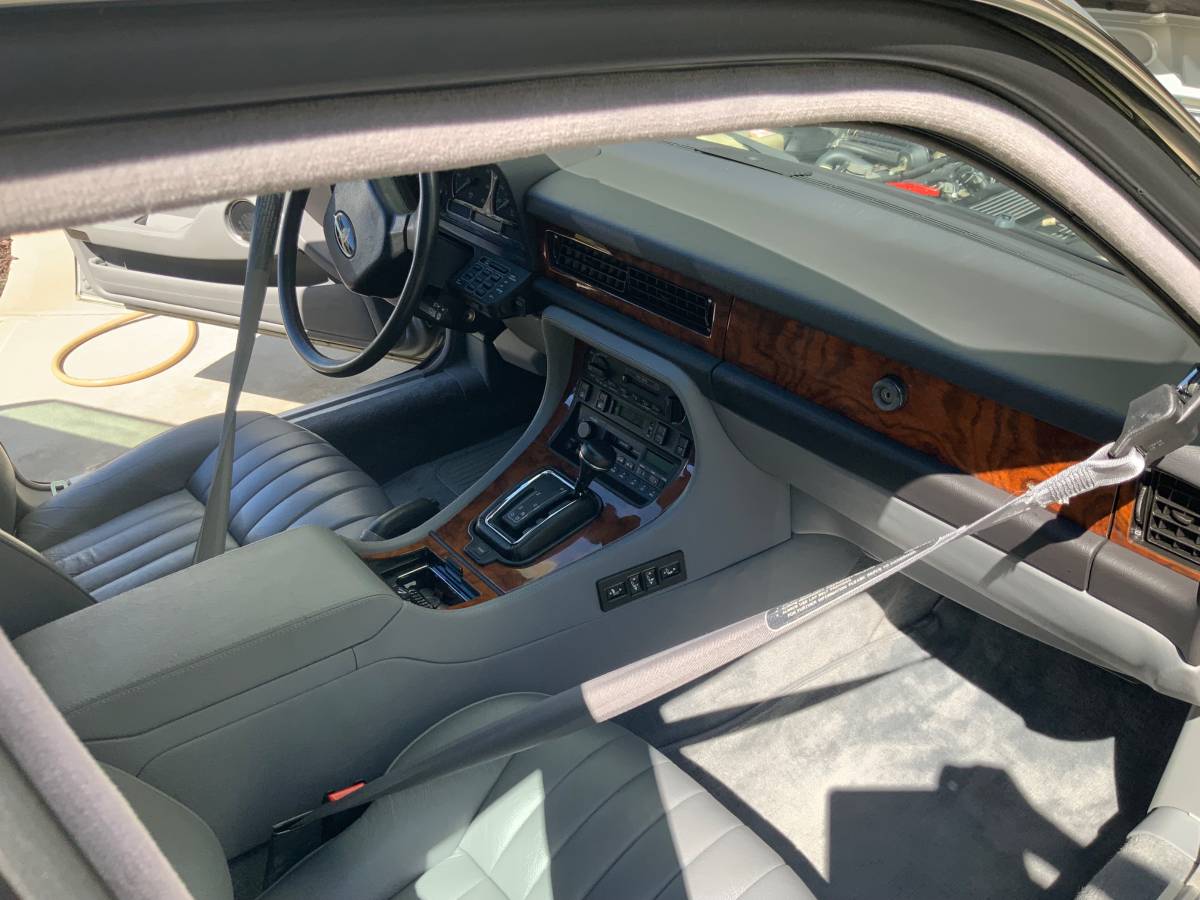 Jaguar-xj6-1990-silver-16