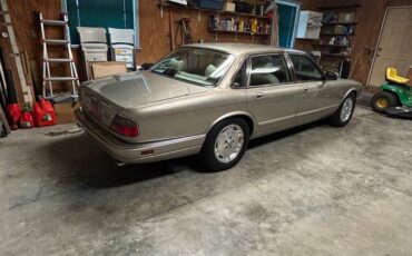 Jaguar-xj6-1995-brown-1