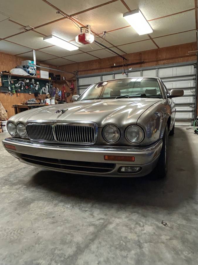 Jaguar-xj6-1995-brown-2