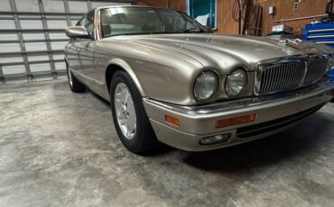 Jaguar-xj6-1995-brown-4