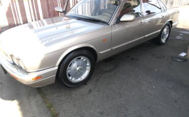 Jaguar-xj6-1995-custom-14