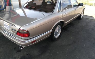 Jaguar-xj6-1995-custom-4
