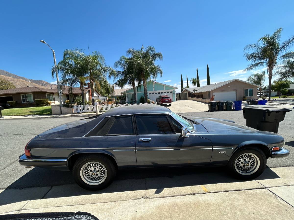 Jaguar-xjs-1988-blue-15