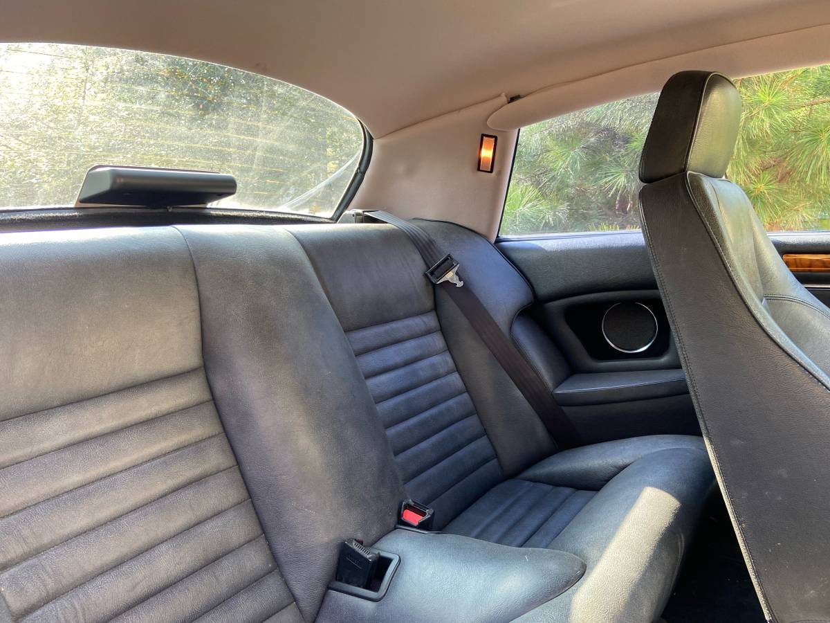 Jaguar-xjs-1989-black-10