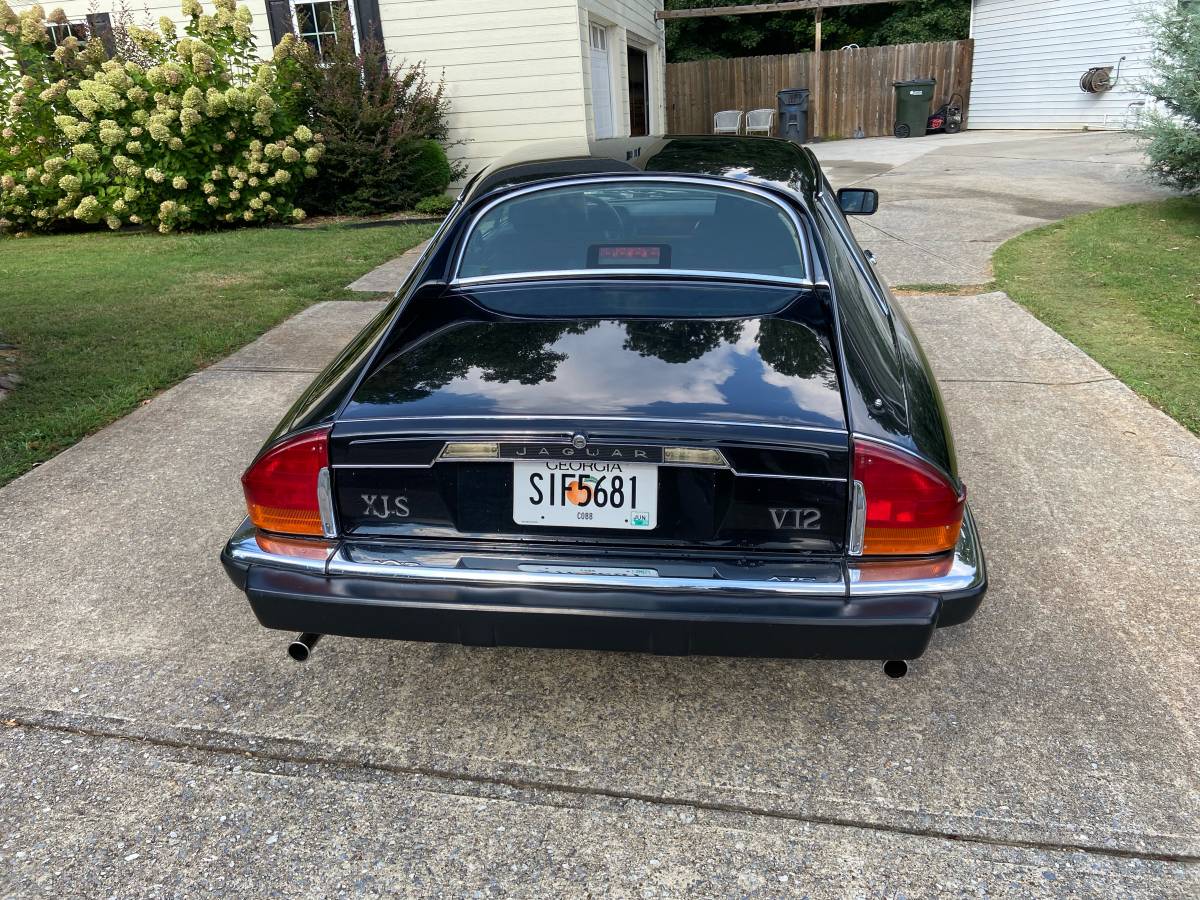 Jaguar-xjs-1989-black-3