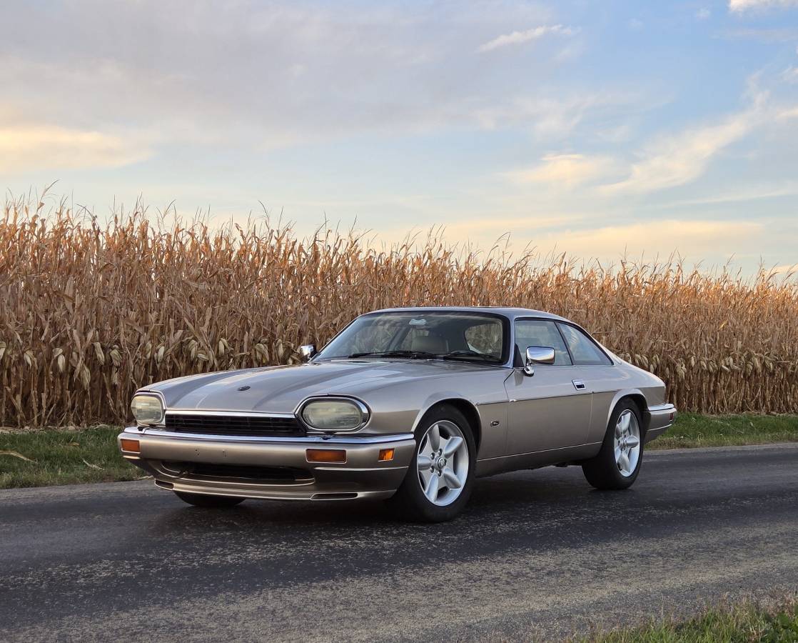 Jaguar-xjs-1994-custom-13