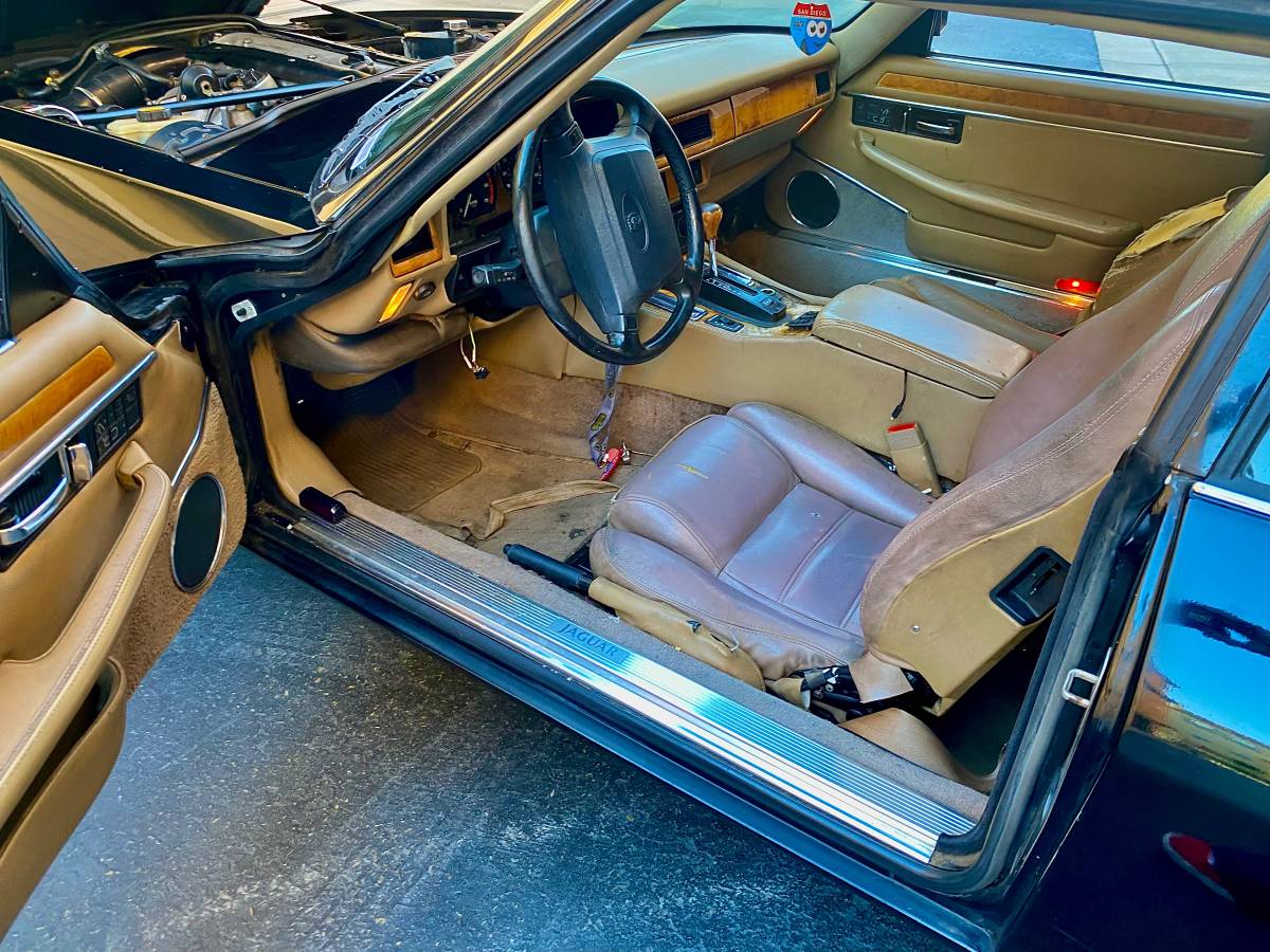 Jaguar-xjs-1995-black-7