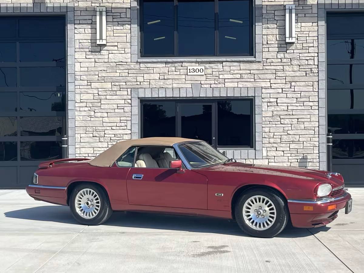 Jaguar-xjs-1995-red-9