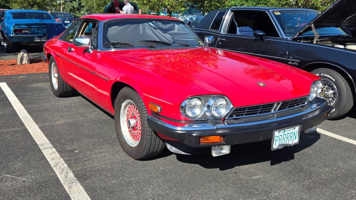 Jaguar-xjs-rouge-special-edition-1989-red-1