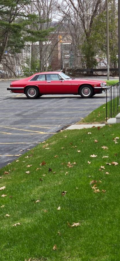 Jaguar-xjs-rouge-special-edition-1989-red-4