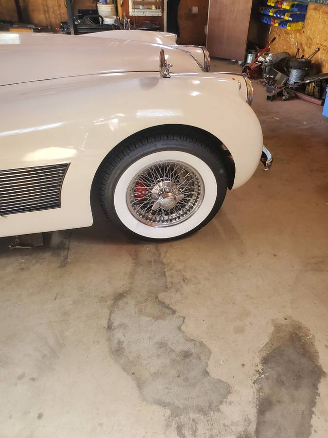 Jaguar-xk-120-1952-5