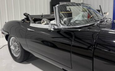 Jaguar-xke-1969-black-1