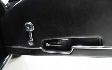 Jaguar-xke-1969-black-20