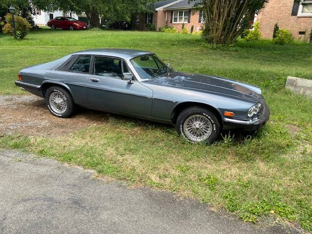 Jaguxjs-1986-blue-6