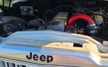 Jeep-1-Ton-Pickup-1985-Standard-Cab-Pickup-8