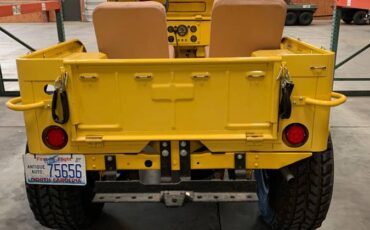 Jeep-1946-yellow-1