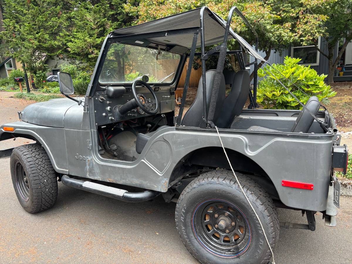 Jeep-1976