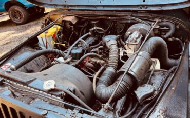 Jeep-1991-black-11