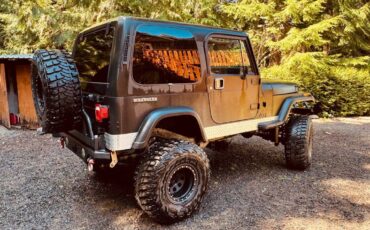 Jeep-1991-black-2